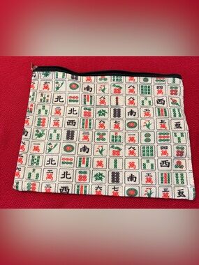 Mahjong Tile Print Zip Pouch